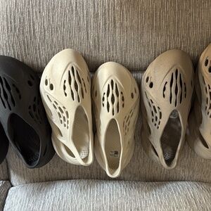 Yeezy Foam RNRS